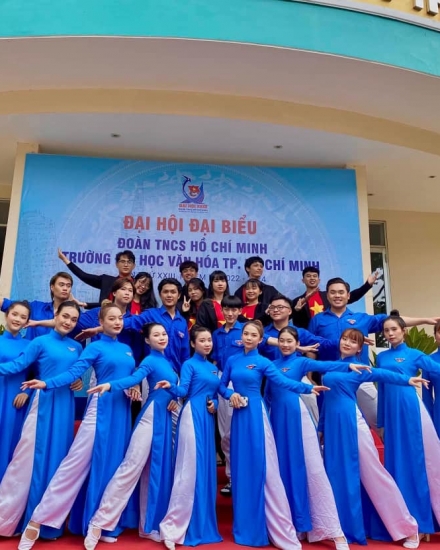 Áo Dài Xanh