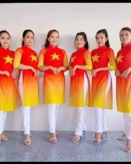 Áo Dài cờ cách tân