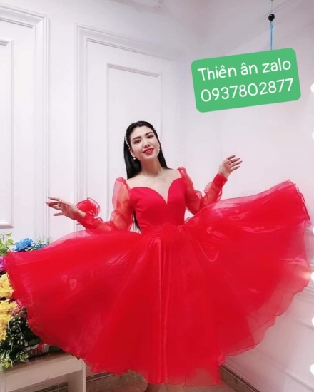 Đầm đỏ 10 cái